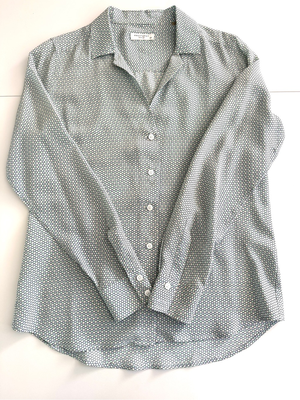 Equipment Femme 100% Silk Honeycomb Print‎ Blouse | Size S